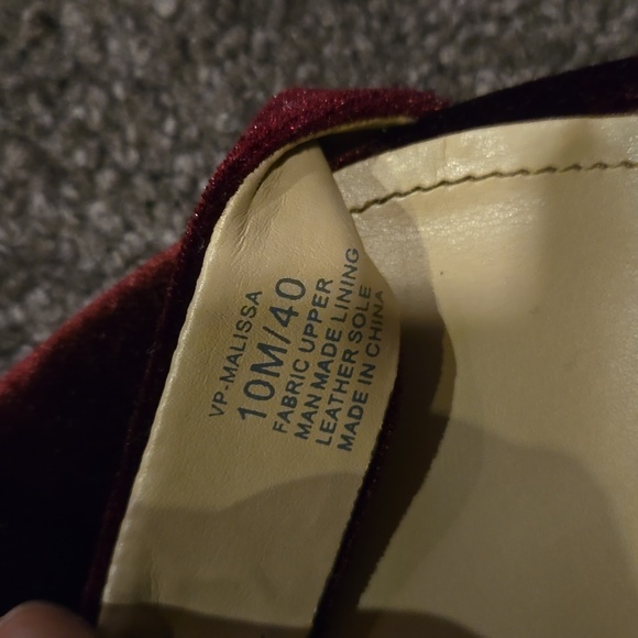 Vince Camuto Malissa Velvet Heels Burgundy Ankle Strap - Picture 7 of 7